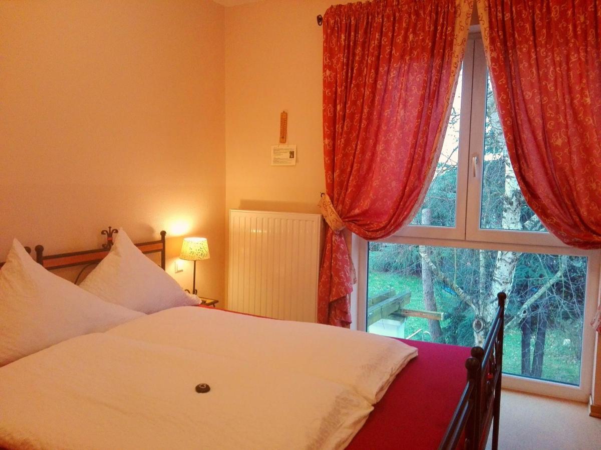 Mediterran Hotel Juwel Karlstein am Main Экстерьер фото