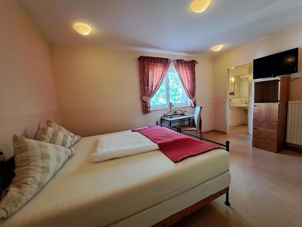 Mediterran Hotel Juwel Karlstein am Main Экстерьер фото