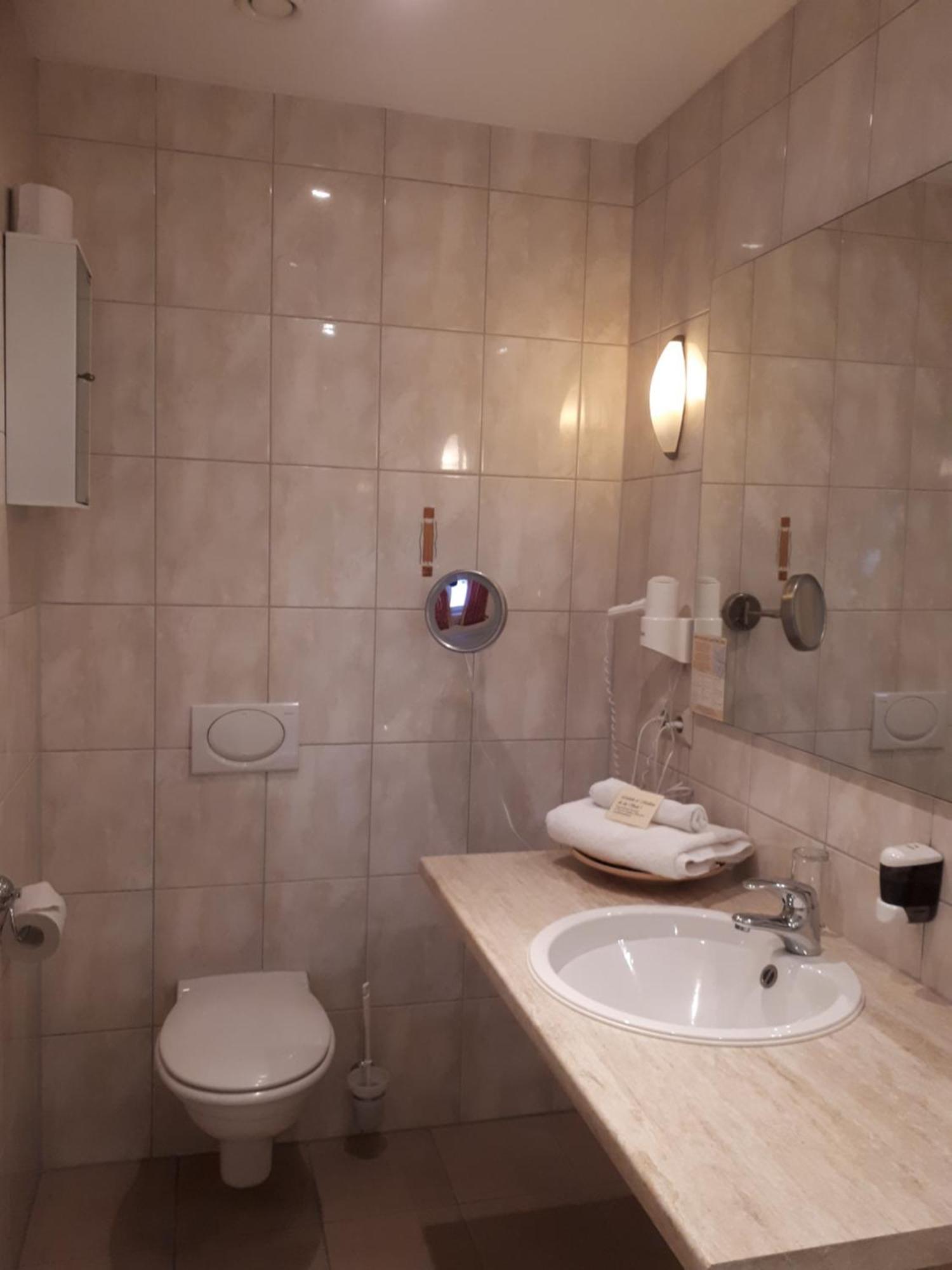 Mediterran Hotel Juwel Karlstein am Main Экстерьер фото