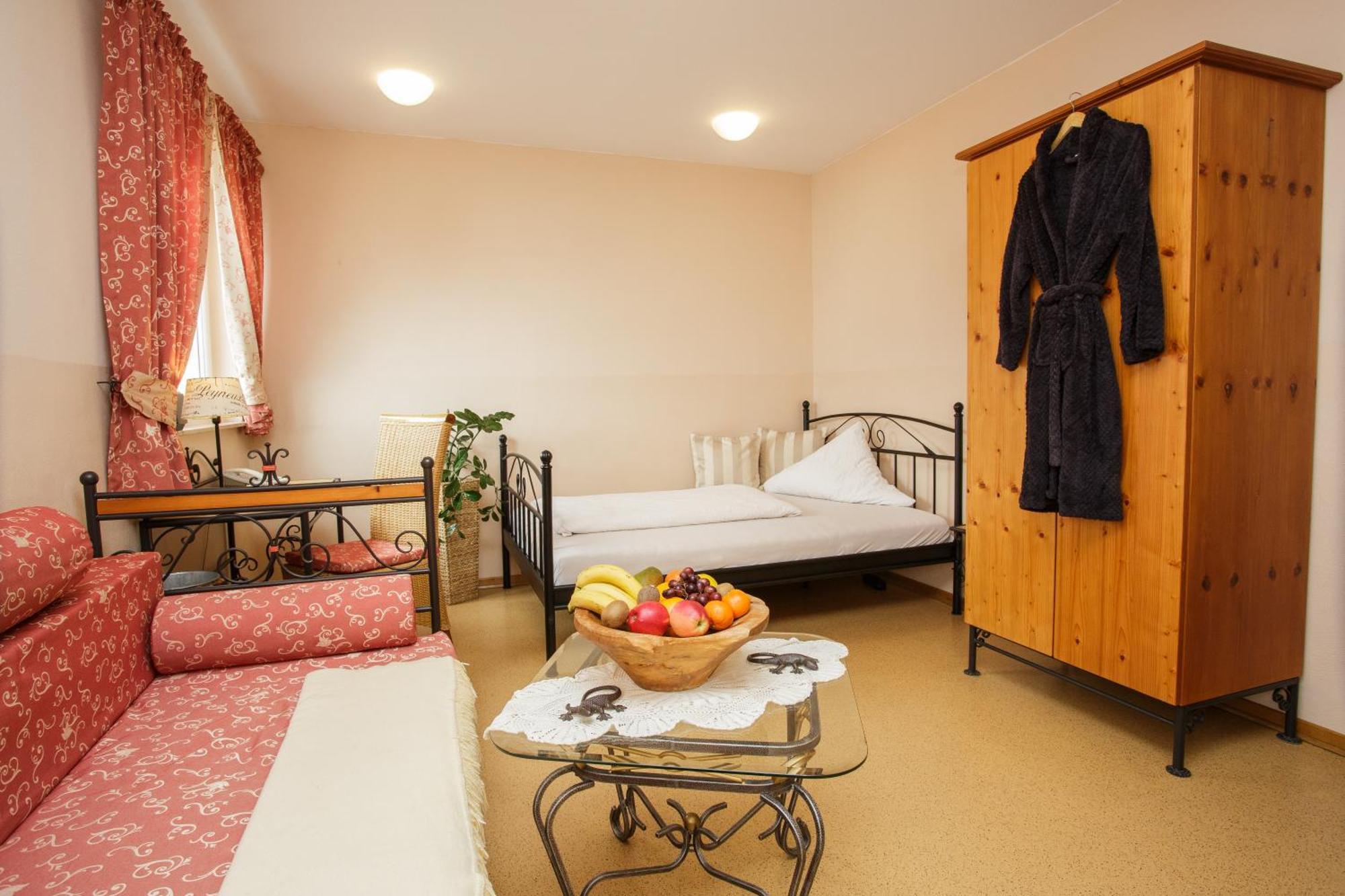 Mediterran Hotel Juwel Karlstein am Main Экстерьер фото