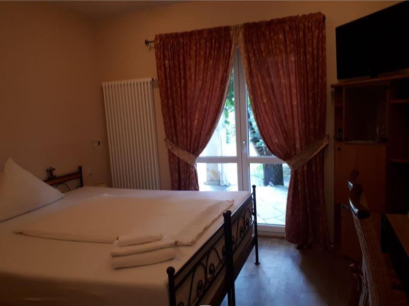 Mediterran Hotel Juwel Karlstein am Main Экстерьер фото