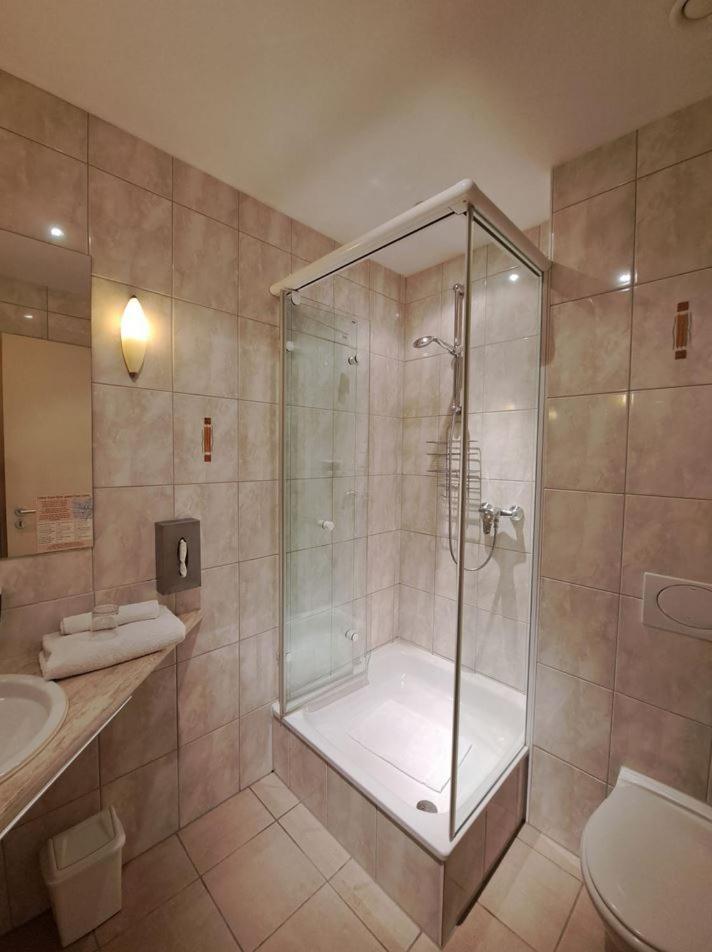 Mediterran Hotel Juwel Karlstein am Main Экстерьер фото