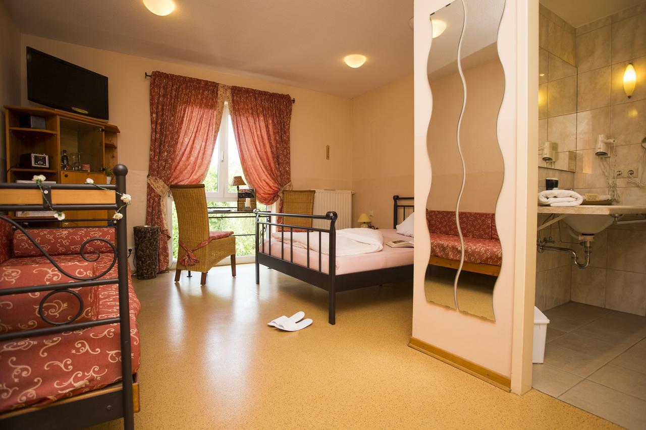 Mediterran Hotel Juwel Karlstein am Main Экстерьер фото
